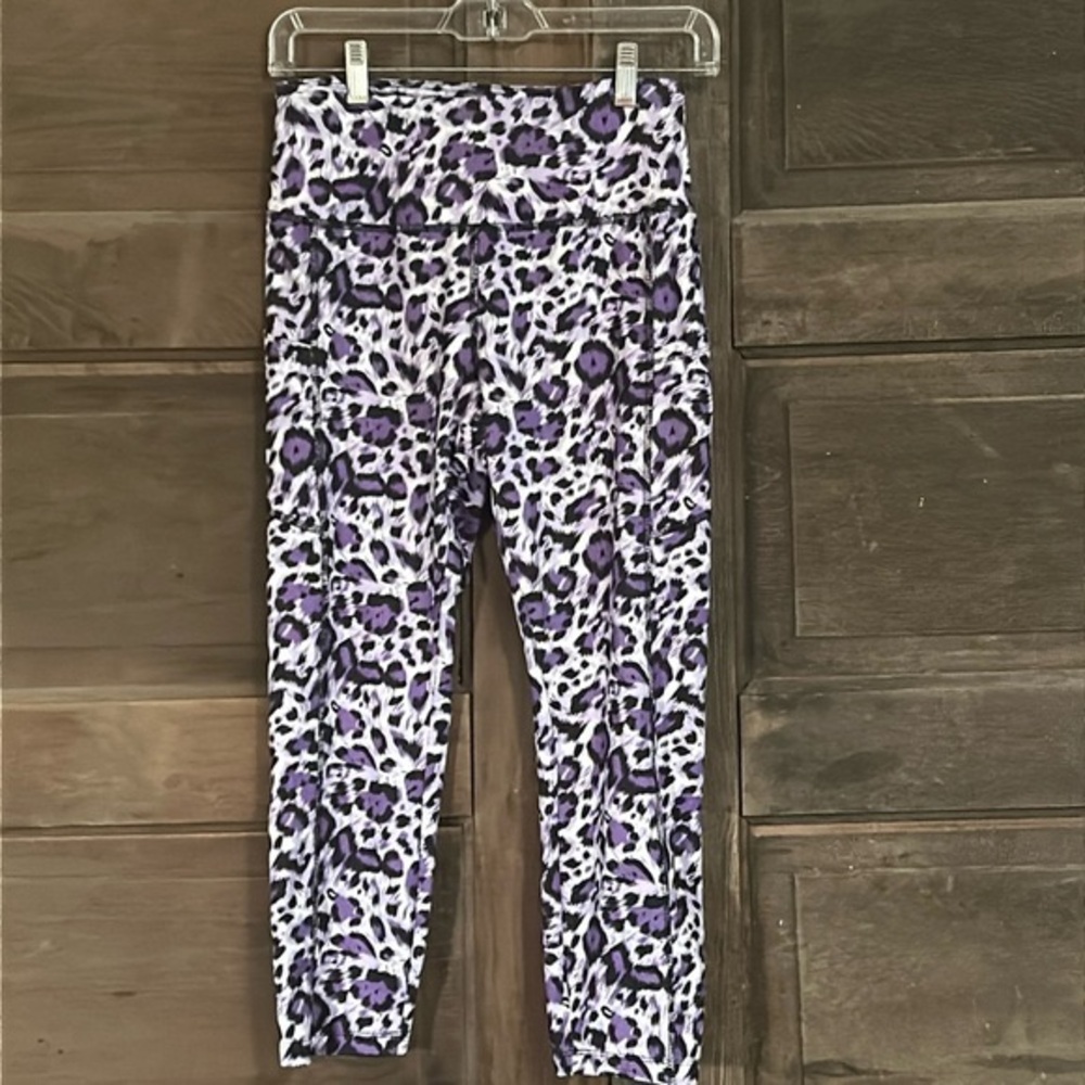 Cali Active Women's Legging Capris Purple Leopard Print Size M W Pockets‎